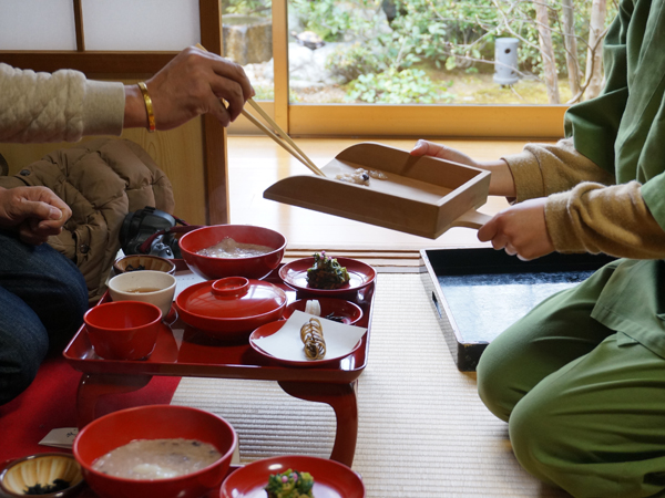 食事前の生飯(さば)
